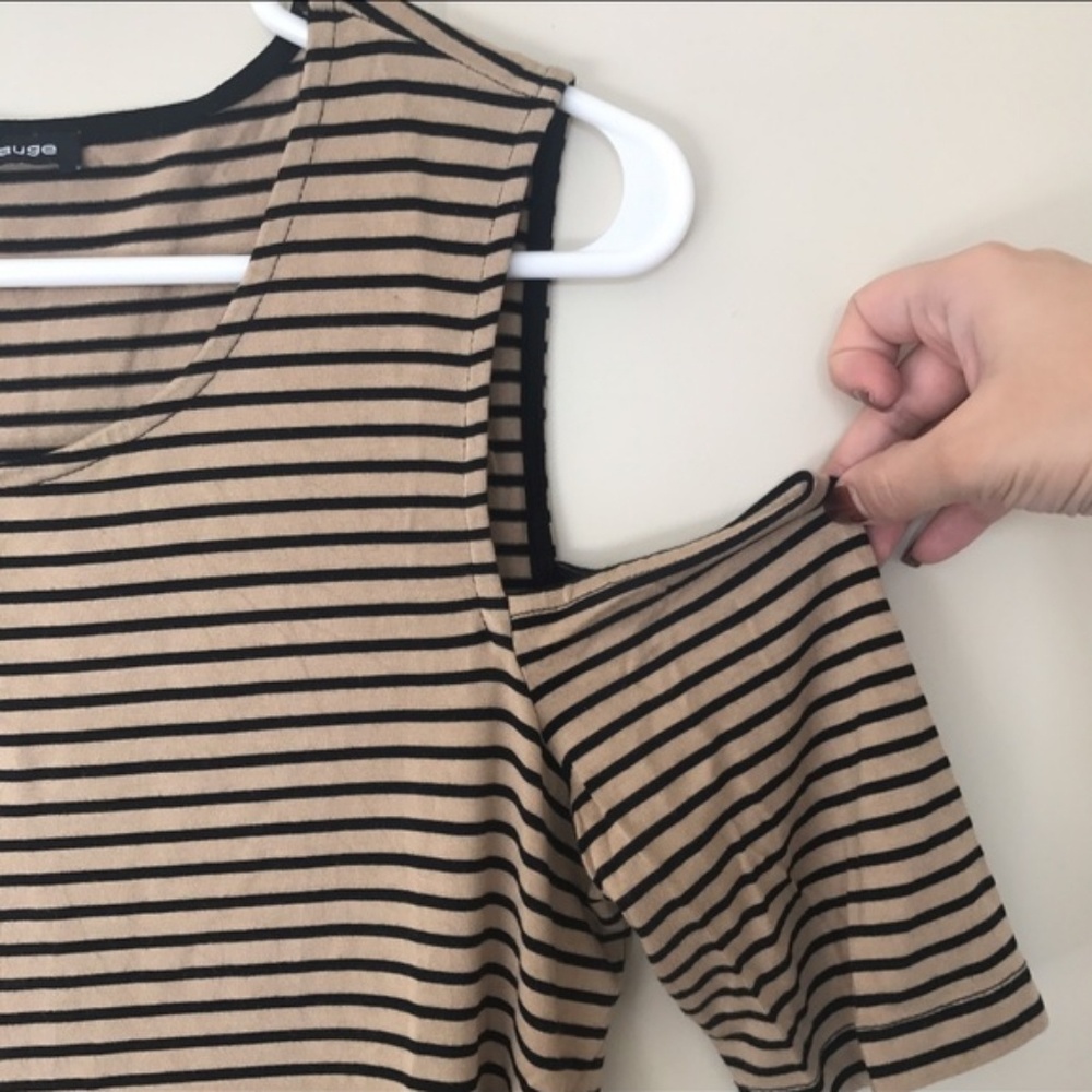 Cable & Gauge Striped Cold Shoulder Top - Picture 3 of 5